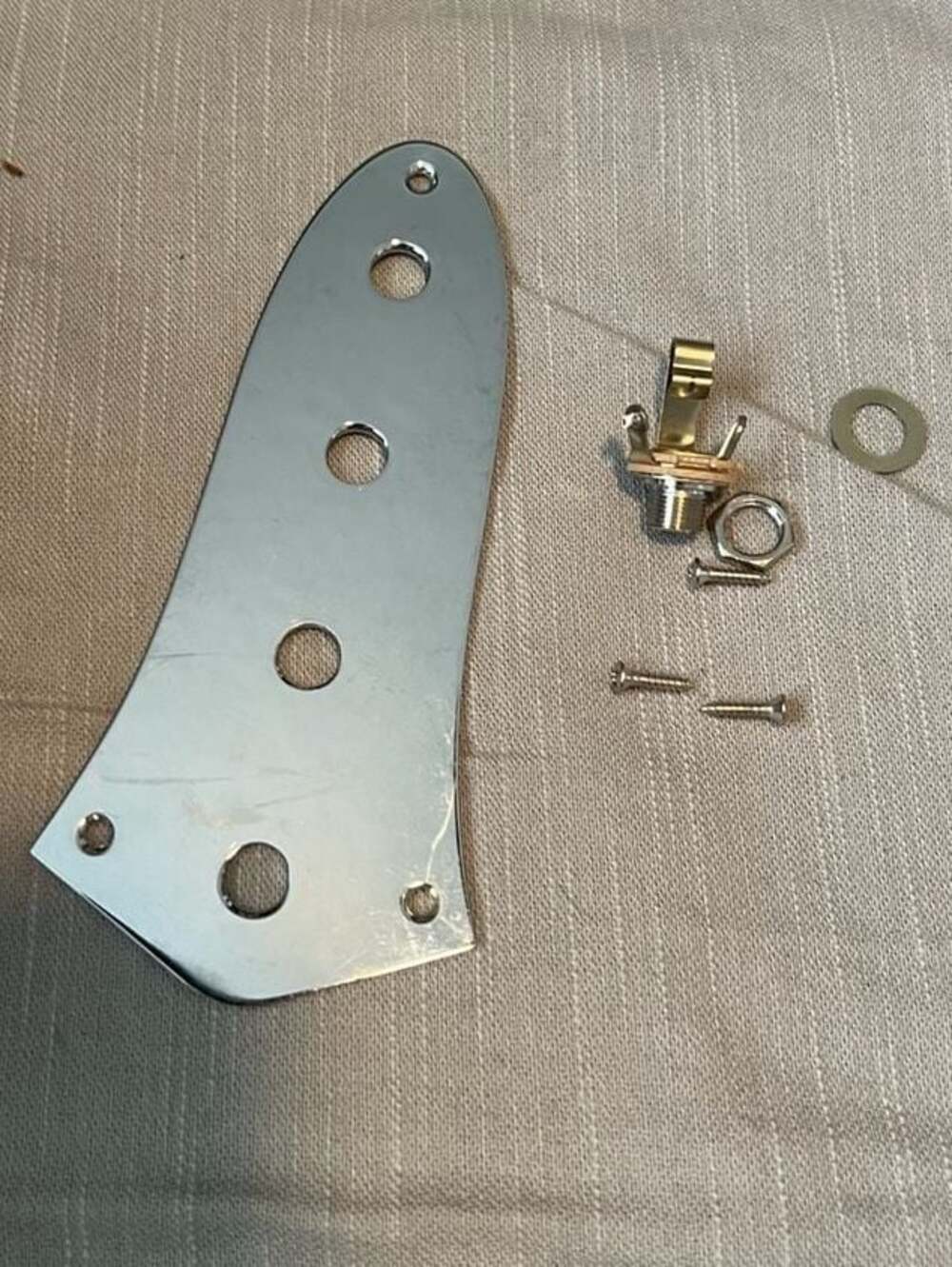 Fender Jazz Bass 4-Hole Control Plate Kit with 1/4" Mono Input Jack and Screws